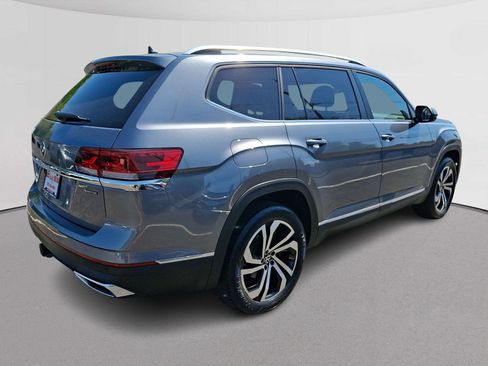 Used 2023 Volkswagen Atlas SEL AWD/4WD image 11