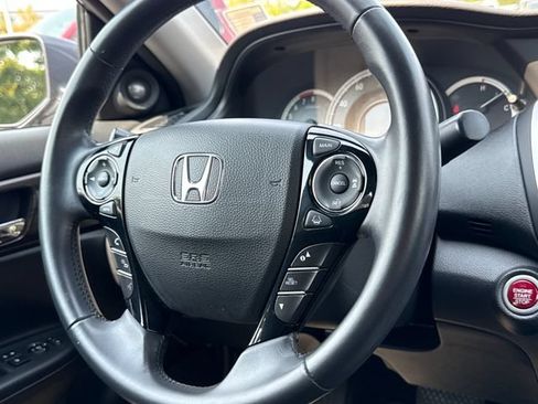Used 2017 Honda Accord EX-L image 12