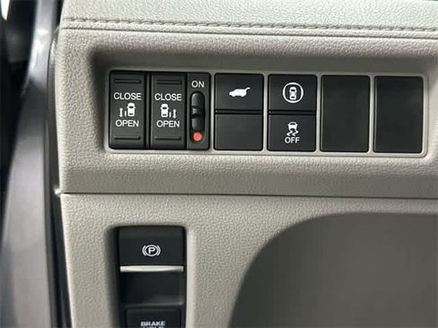 Certified 2024 Honda Odyssey EX-L image 19