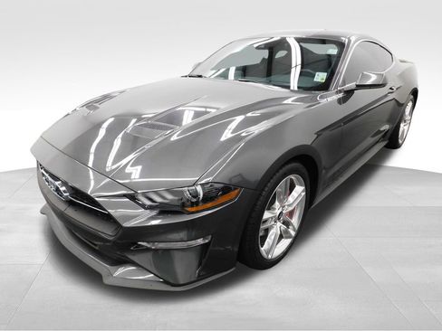 Used 2020 Ford Mustang Premium w/ Equipment Group 201A image 3