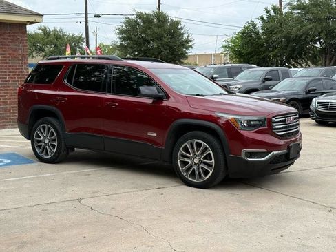 Used 2017 GMC Acadia SLT AWD/4WD image 3