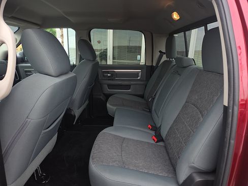 Used 2016 RAM 1500 Lone Star RWD image 6