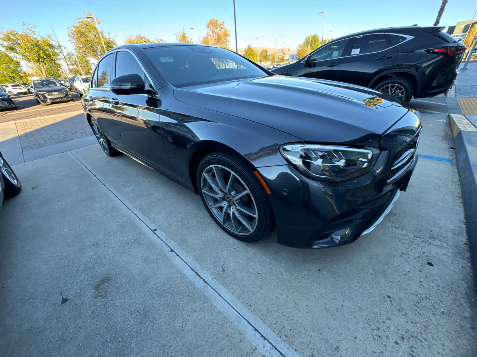 Used 2022 Mercedes-Benz E 450 4MATIC Sedan image 3