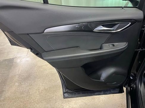 Used 2025 Buick Envision Preferred image 26