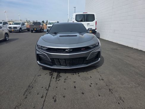 Used 2021 Chevrolet Camaro SS image 3