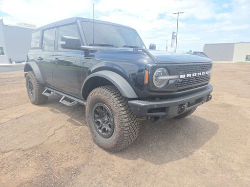 Used 2024 Ford Bronco Wildtrak AWD/4WD image 1