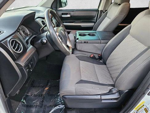 Used 2017 Toyota Tundra SR5 image 15