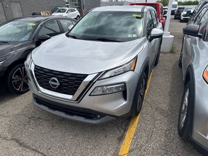 Used 2022 Nissan Rogue SV