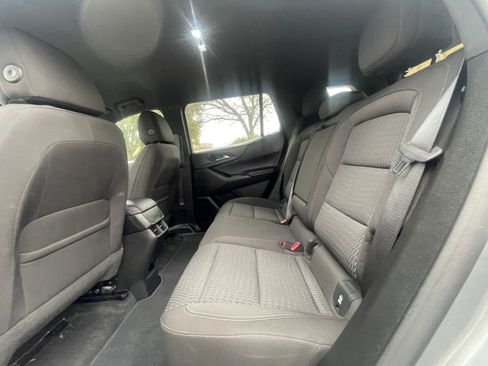 Used 2025 Chevrolet Equinox LT image 20