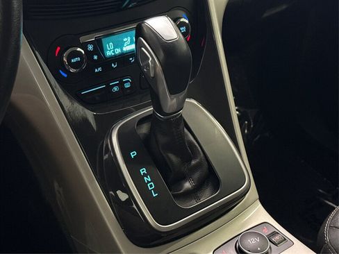 Used 2015 Ford C-MAX Energi SEL FWD image 24