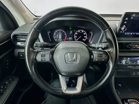 Used 2023 Honda Pilot EX-L image 11