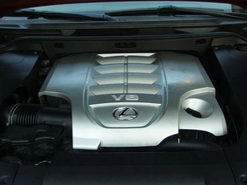 Used 2011 Lexus LX 570 4WD w/ Luxury Pkg image 83