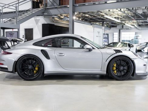 Used 2016 Porsche 911 GT3 RS image 8