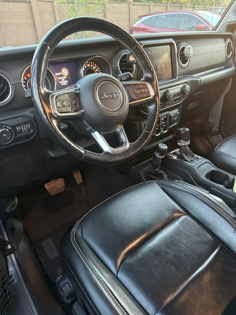 Used 2020 Jeep Wrangler Unlimited Sahara AWD/4WD image 9