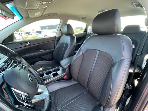 Used 2020 Kia Optima S FWD image 21