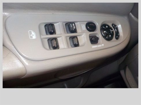 Used 2004 Dodge Ram 2500 Truck SLT w/ Trailer Tow Group image 18