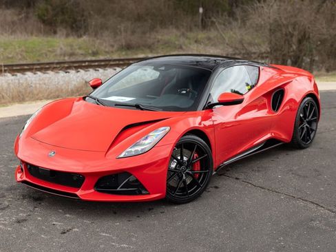 New 2026 Lotus Emira SE image 4