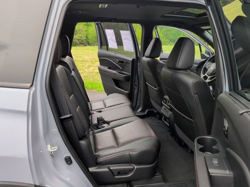 Used 2024 Honda Passport Black Edition image 46