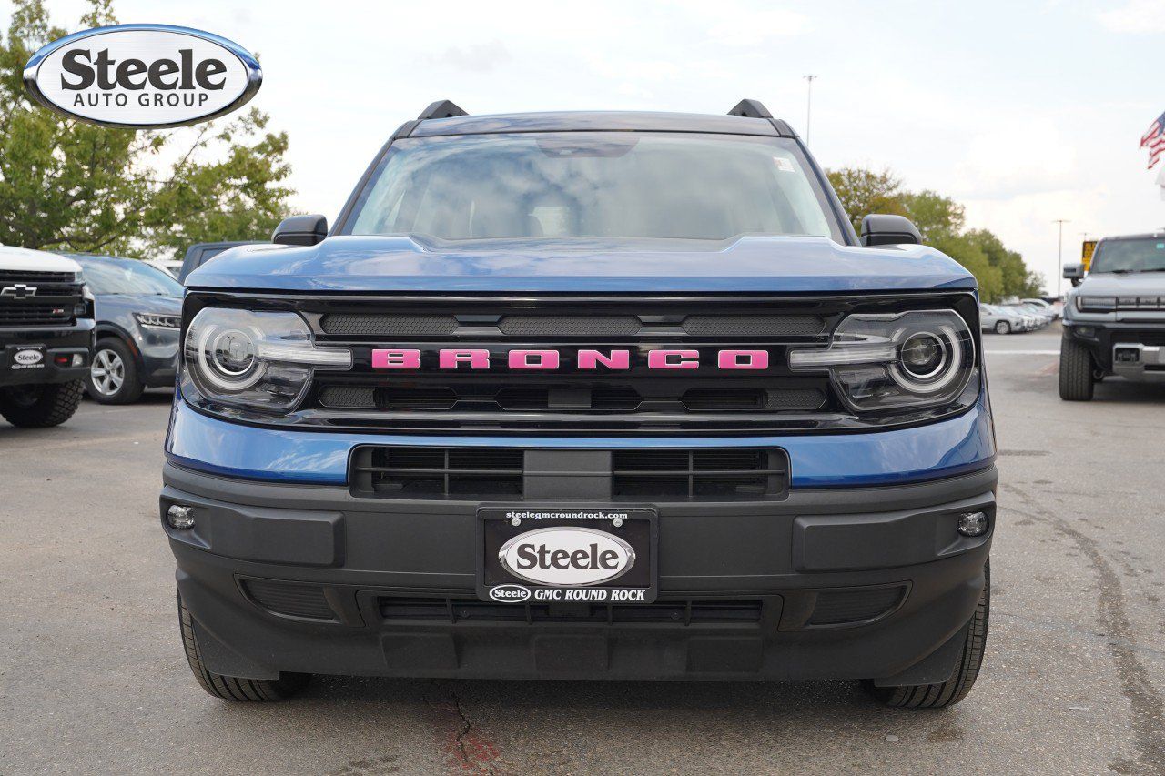 Used 2024 Ford Bronco Sport Outer Banks w/ Tech Package AWD/4WD image 2