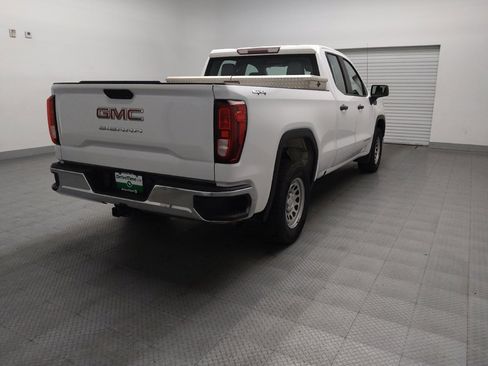 Used 2021 GMC Sierra 1500 4x4 Double Cab w/ Fleet Convenience Package image 9
