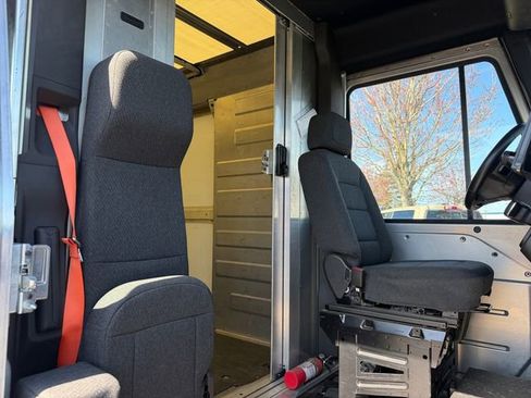 Used 2023 Chevrolet Brightdrop 600 w/ Active Safety Package 2 image 30