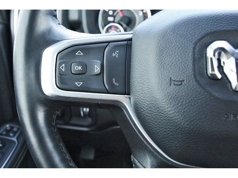 Used 2024 RAM 3500 Big Horn w/ Night Edition AWD/4WD image 18