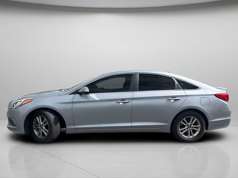Used 2017 Hyundai Sonata SE FWD image 12