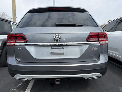 Used 2019 Volkswagen Atlas SE w/ Panoramic Sunroof Package image 6