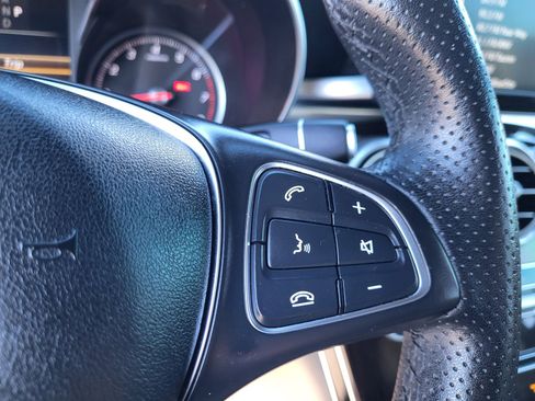 Used 2017 Mercedes-Benz GLC 300 4MATIC image 26