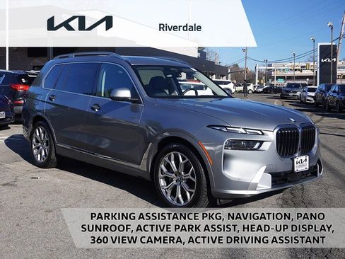 Used 2023 BMW X7 xDrive40i w/ Parking Assistance Package image 1