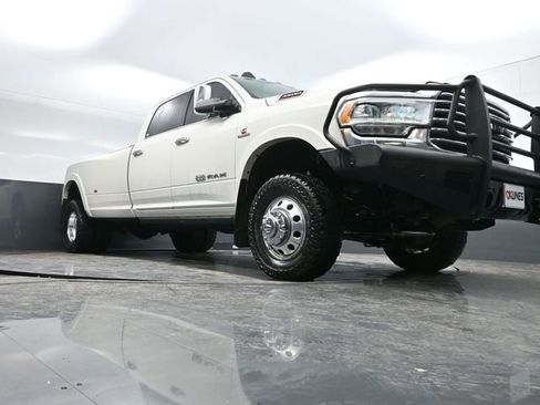 Used 2020 RAM 3500 Limited image 43