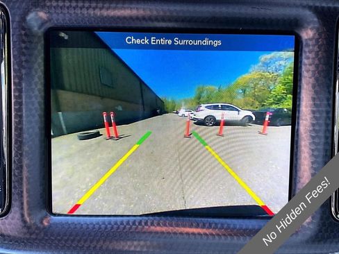 Used 2018 Dodge Challenger SRT Hellcat RWD image 19