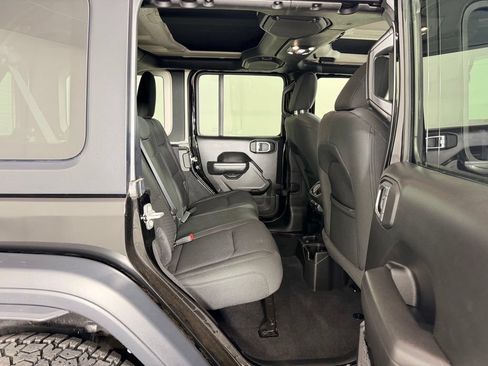 Used 2023 Jeep Wrangler Unlimited Sport AWD/4WD image 29
