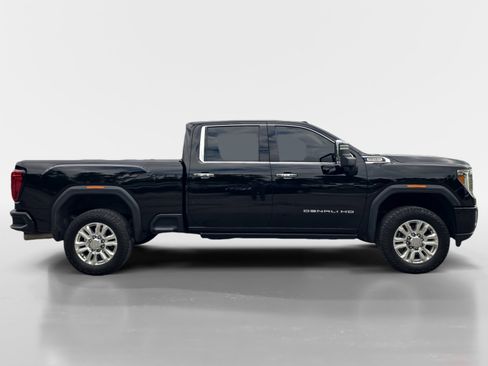 Used 2022 GMC Sierra 2500 Denali AWD/4WD image 6