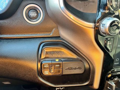Used 2024 RAM 2500 Laramie AWD/4WD image 36