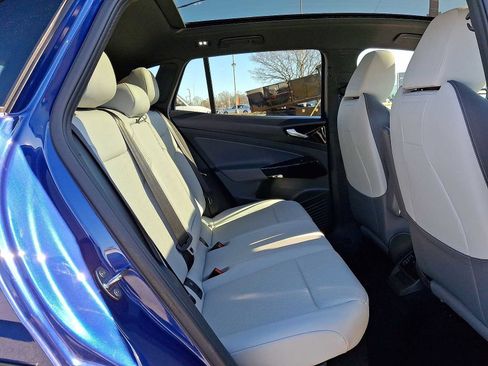 Used 2022 Volkswagen ID.4 Pro S image 32