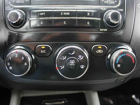 Used 2015 Kia Forte LX FWD image 18