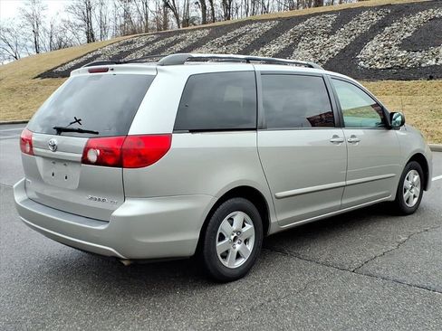 Used 2008 Toyota Sienna LE image 4