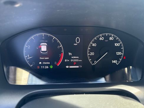 Used 2023 Honda HR-V LX image 12