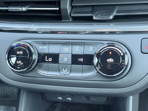 New 2026 Buick Envista Preferred image 19