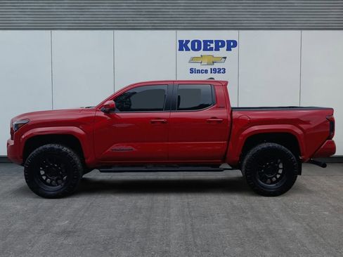 Used 2024 Toyota Tacoma SR5 AWD/4WD image 2
