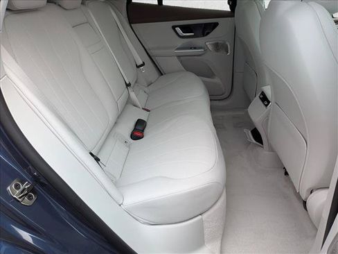 Certified 2023 Mercedes-Benz EQE 350+ 4MATIC SUV image 21