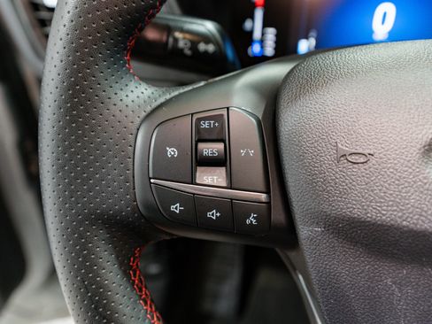 Used 2024 Ford Escape ST-Line image 26