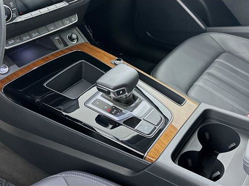 Certified 2023 Audi Q5 Premium w/ Convenience Package AWD/4WD image 15