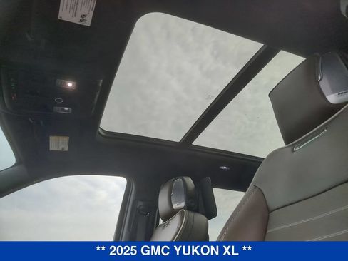 New 2025 GMC Yukon XL Denali Ultimate AWD/4WD image 20