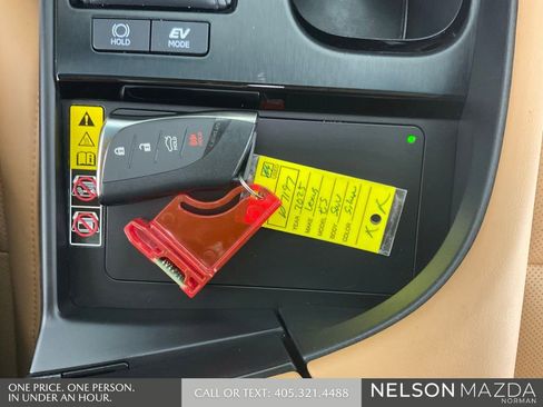 Used 2025 Lexus ES 300h F Sport w/ Accessory Package (Z2) FWD image 47
