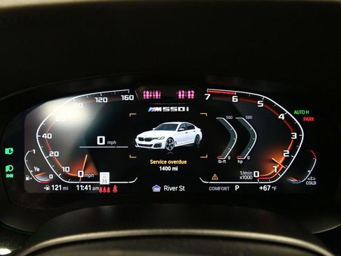 Used 2022 BMW M550i xDrive w/ Executive Package AWD/4WD image 14