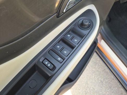 Used 2017 Buick Encore Preferred w/ Experience Buick Package image 10