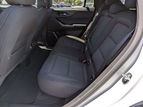 Used 2025 Chevrolet Equinox LT image 31