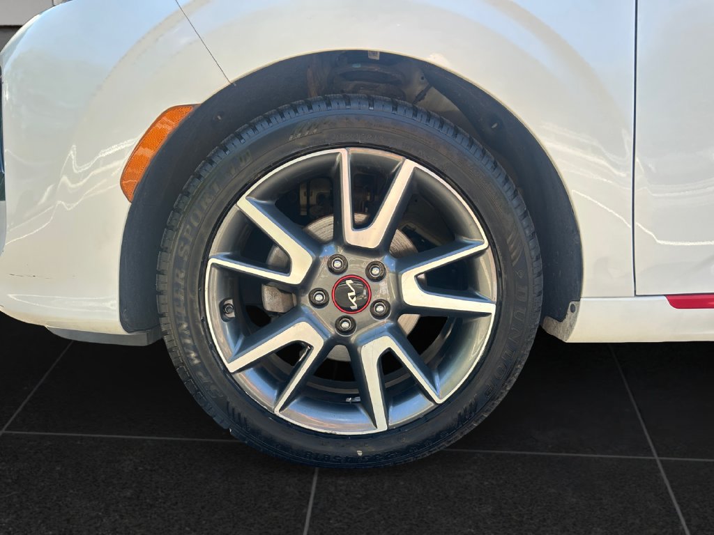 Used 2022 Kia Soul GT-Line FWD image 10